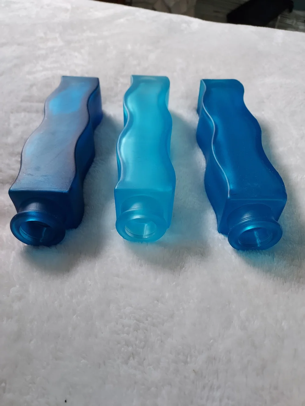 Vintage Y2K 1990's IKEA Skamt Curvy Ombre Blue Frost Glass Bud Vases Artsy Decor